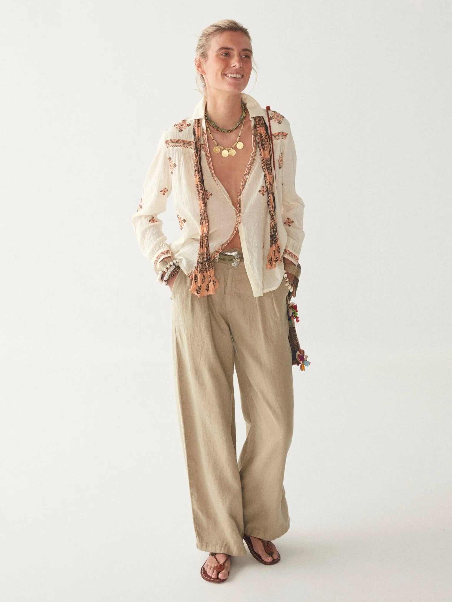 Maison Hotel Berenson Marisa Pant in Desert - Fifi & Moose BoutiqueFifi & MooseFifi & Moose BoutiqueClothing