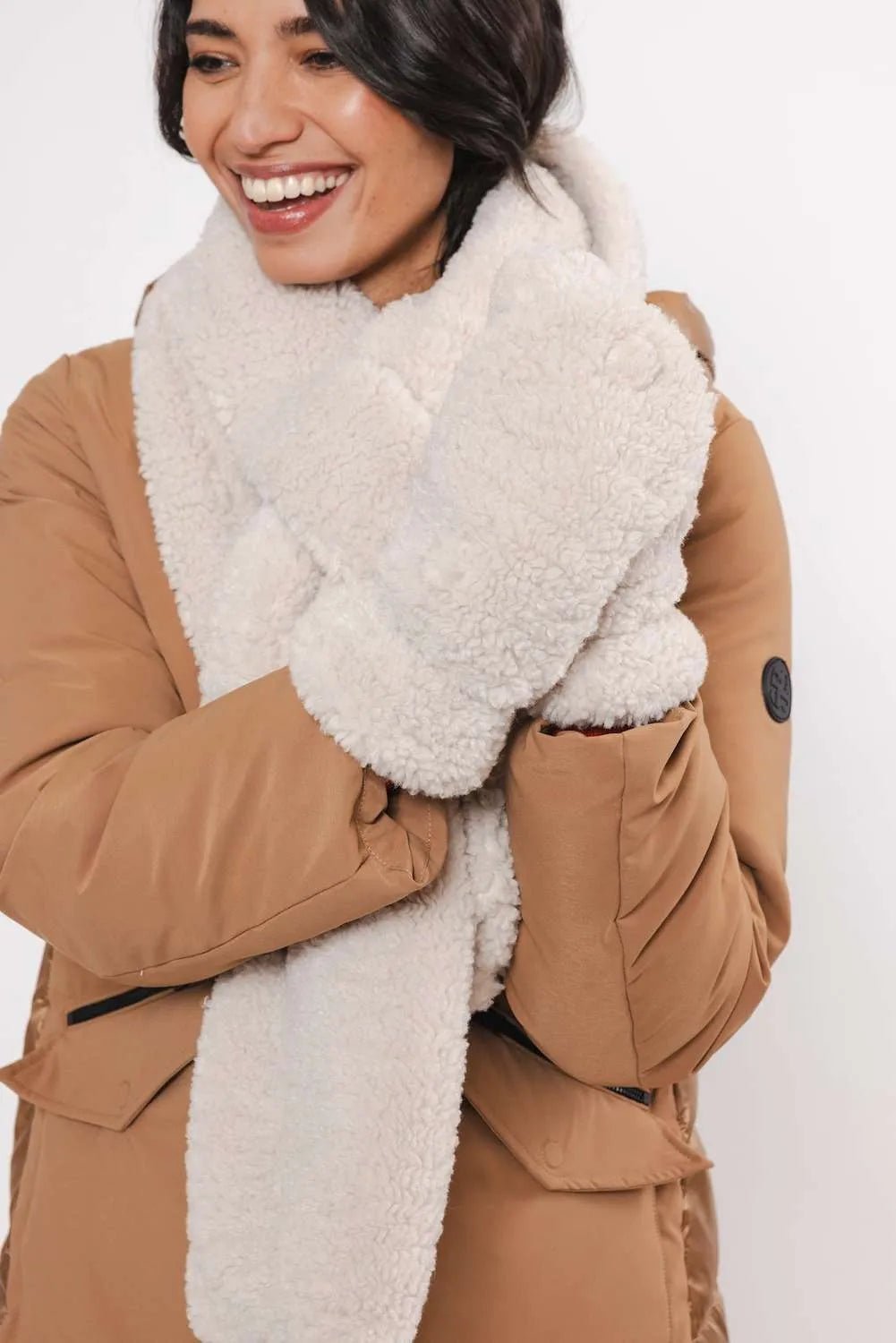 Rino & Pelle Asho Teddy Shawl - Fifi & Moose BoutiqueFifi & MooseFifi & Moose BoutiqueClothing
