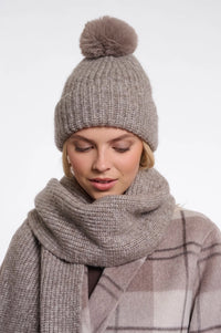 Rino & Pelle Nancy Beanie with Pompon in Toffee Blend