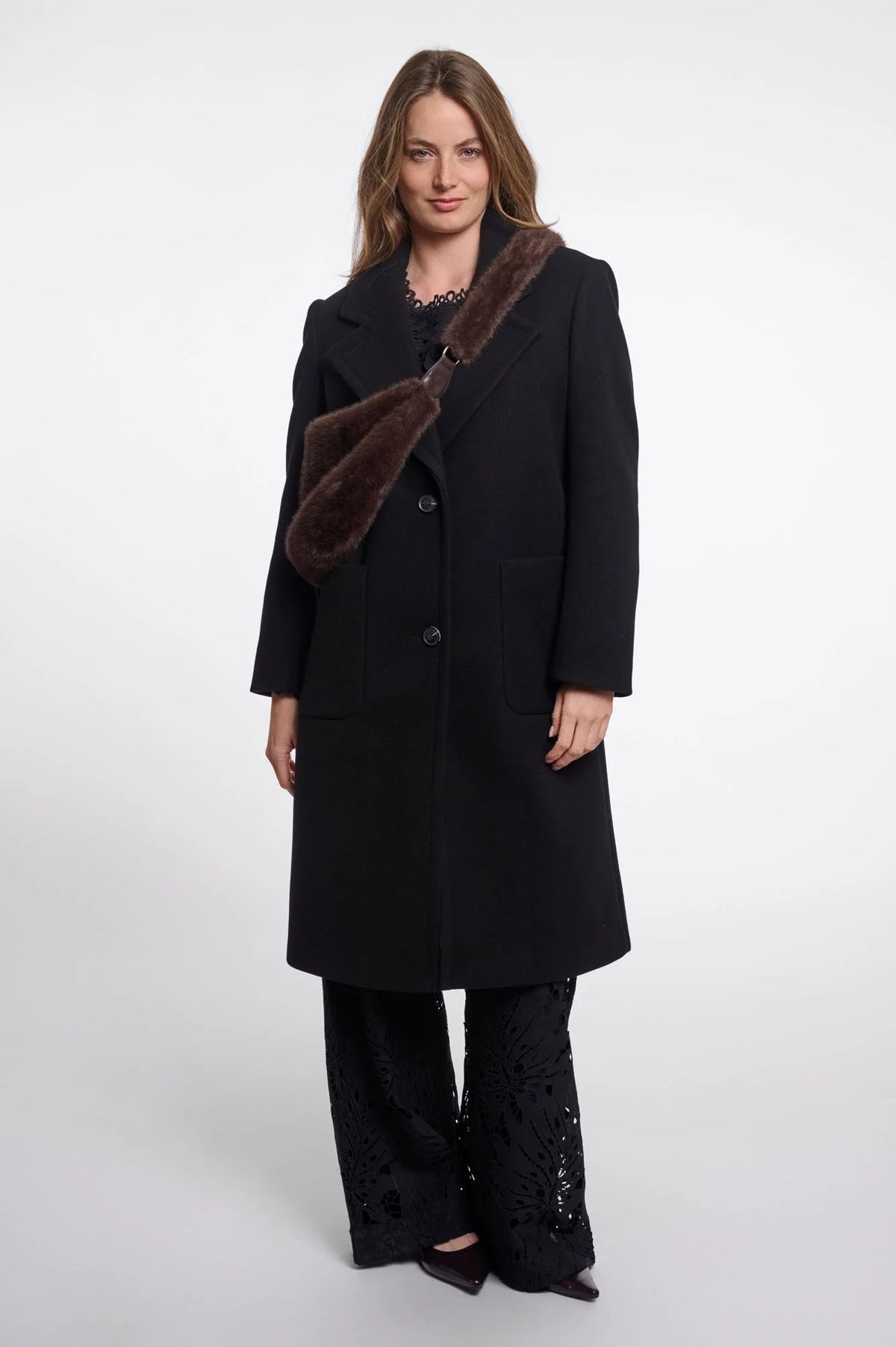 Rino & Pelle Nayla Crossbody bag in Coffee Roast