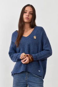 Orfeo Lam V-neck sweater with Lam flower jewel brooch