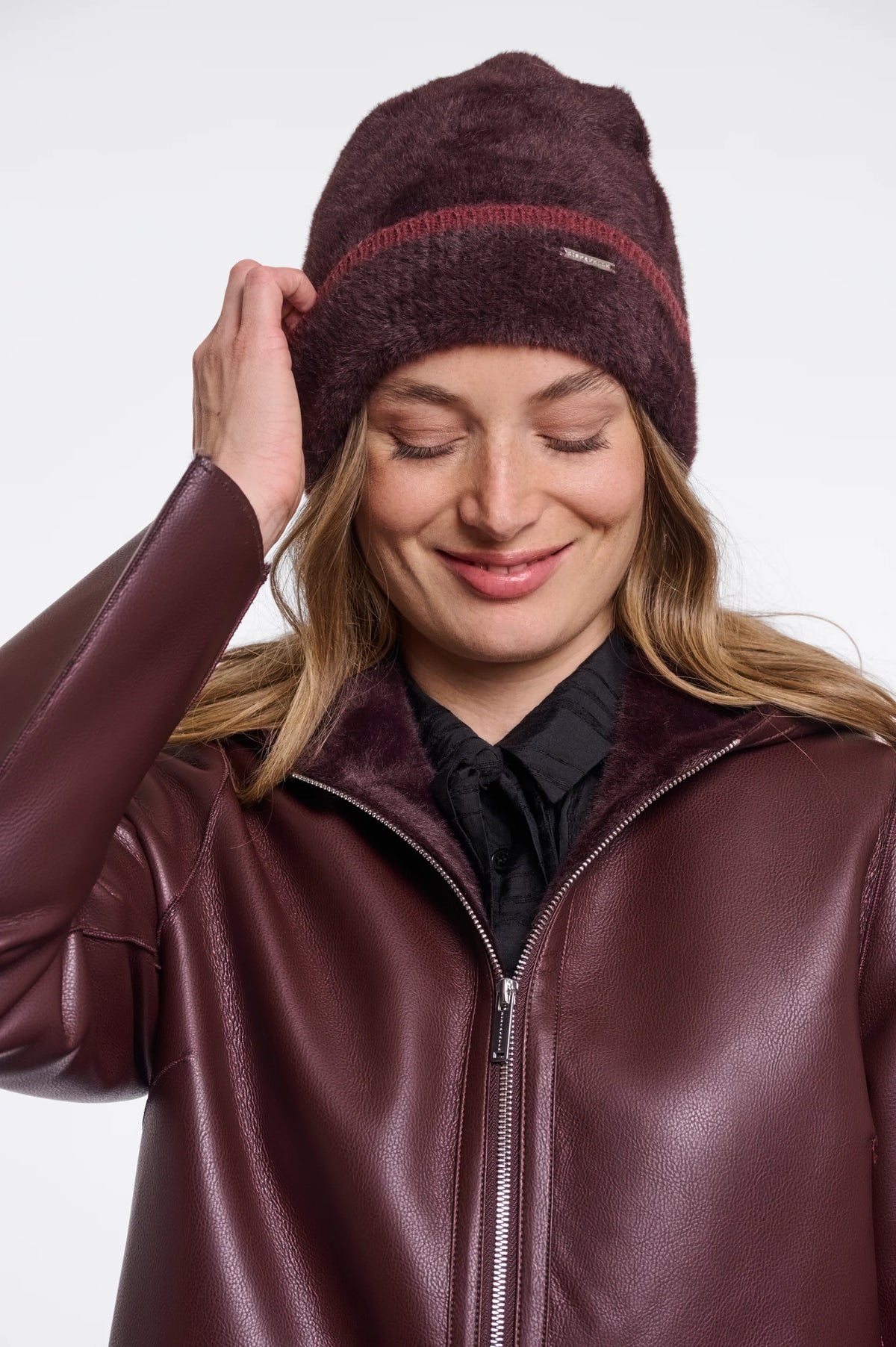 Rino & Pelle Connie Beanie in Fudge Sangria