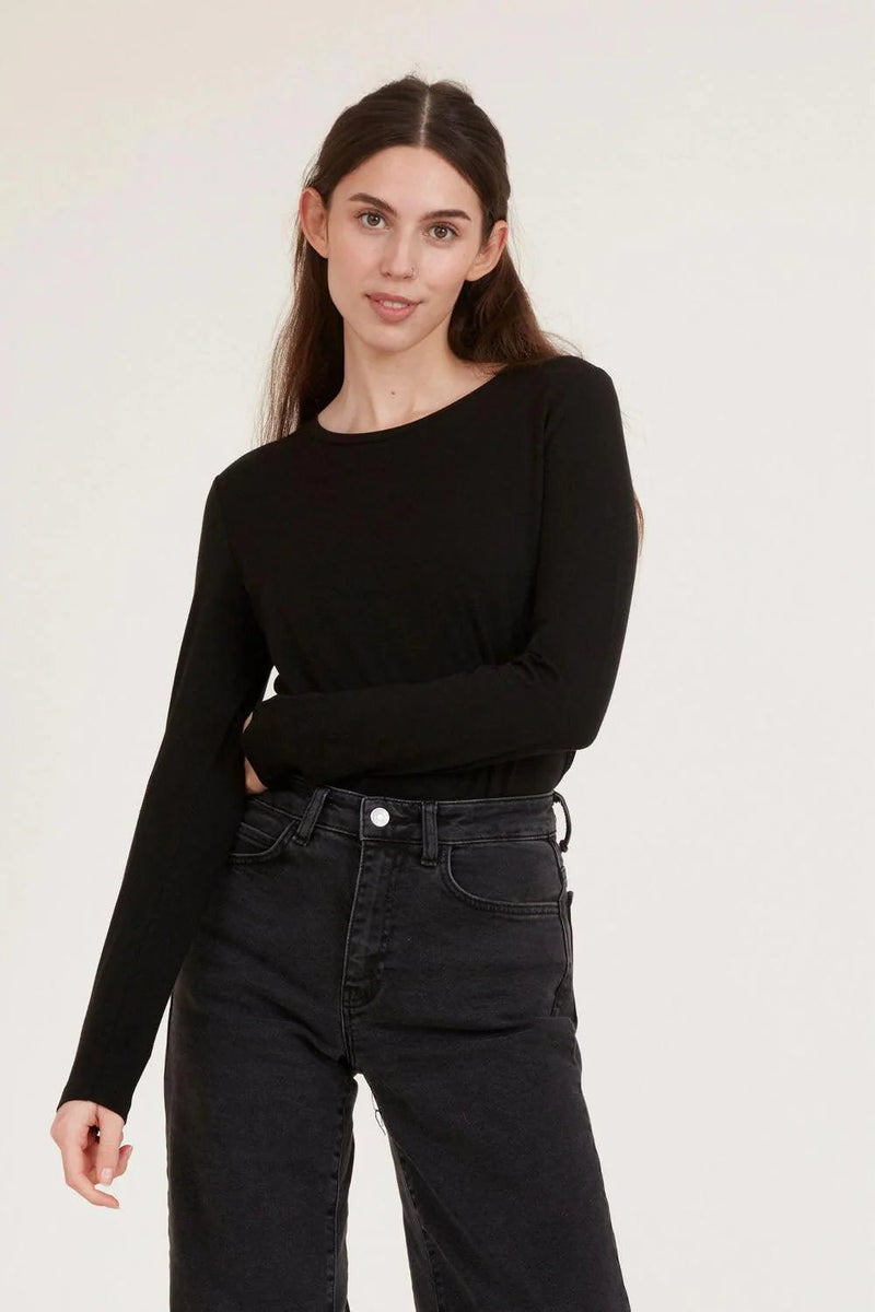 Basic Apparel Jolanda LS Tee - Black - Fifi & Moose BoutiqueFifi & Moose BoutiqueFifi & Moose BoutiqueClothing