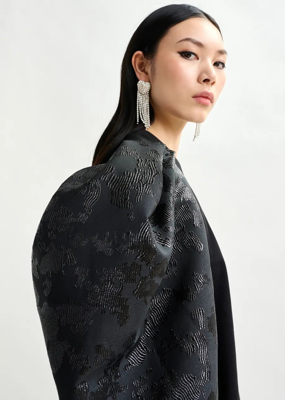 Essentiel Antwerp Black jersey T-shirt with voluminous jacquard sleeves - Fifi & Moose BoutiqueFifi & Moose BoutiqueFifi & Moose BoutiqueClothing