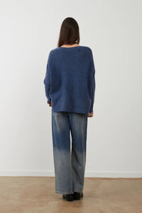 Orfeo Lam V-neck sweater with Lam flower jewel brooch